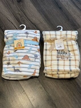 💜Baby 'Mama's Boy' Beige Plaid Plush & dino Baby Blanket Bundle of 2 Super Cute